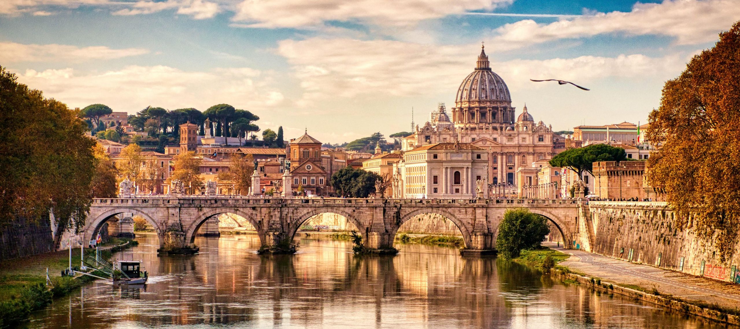 Top Banner Italy
